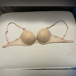 Victoria’s Secret Push Up Bra - 32C